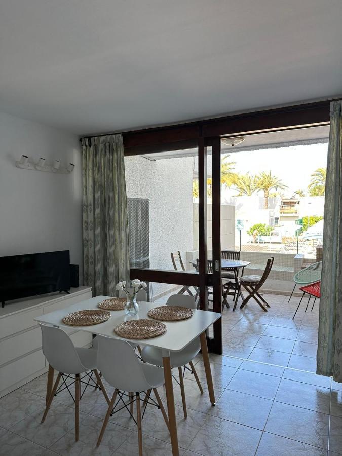 Pool View Apartment Primavera Arona  Exteriör bild