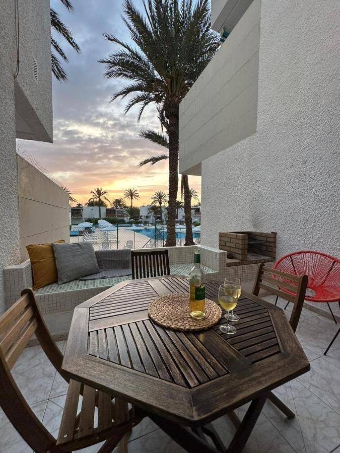 Pool View Apartment Primavera Arona  Exteriör bild